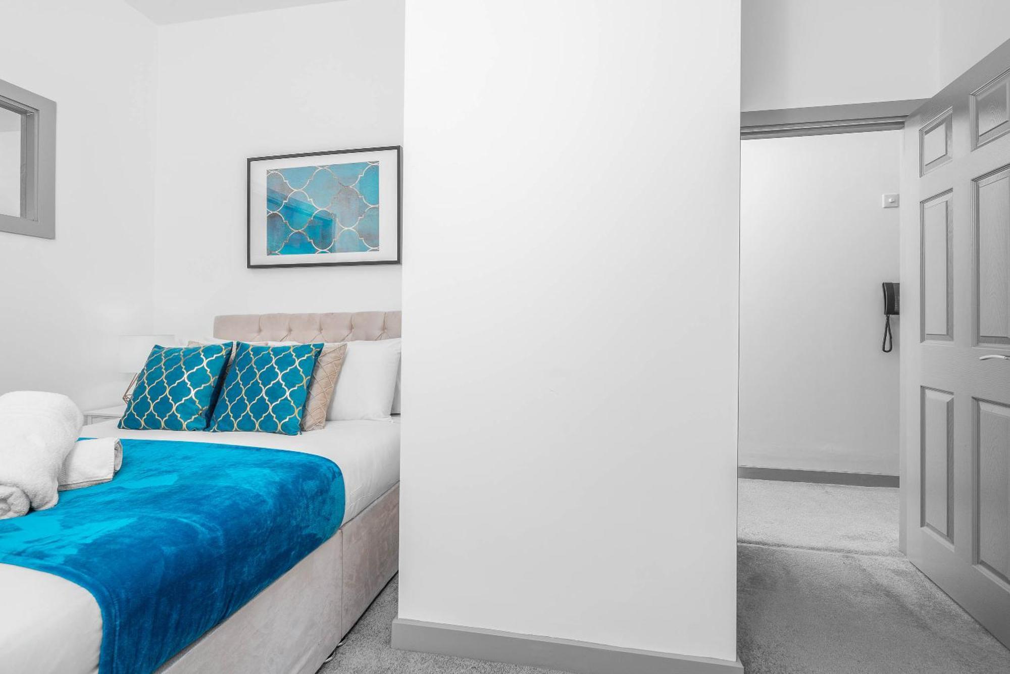 Modern Apartment In Brierley Hill - Secure Parking - Wifi & Netflix - Excellent Value - 11O Eksteriør billede